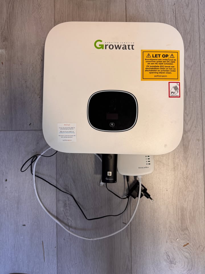 Growatt MIN 3600TL-XE omvormer + communicatie onderdelen